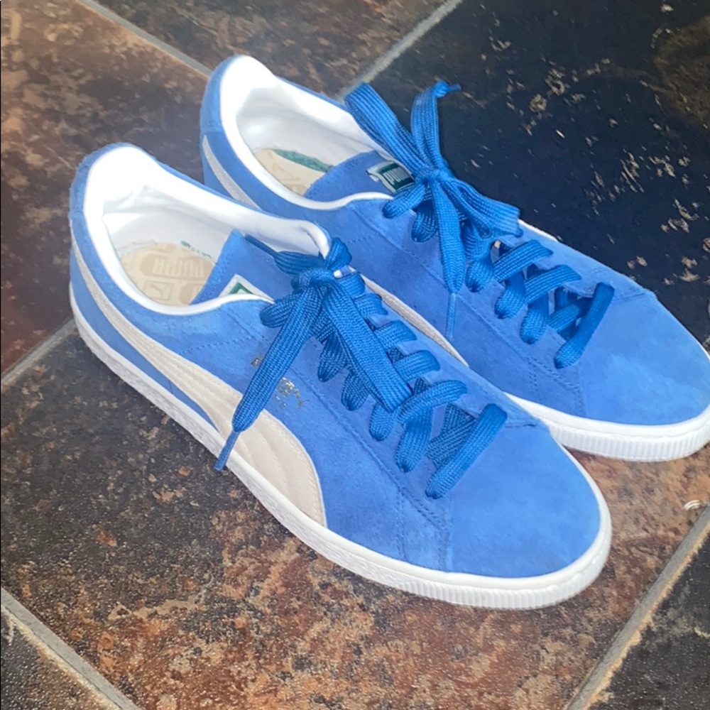 Blue Pumas Tennis Shoes